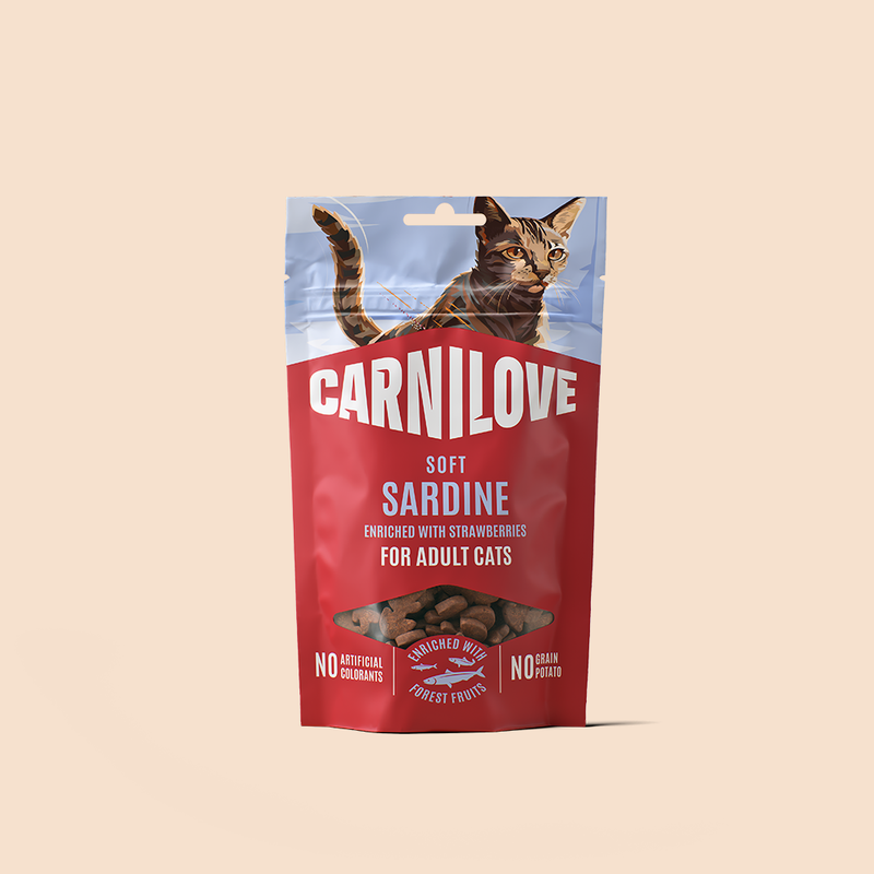Carnilove Sardine enriched with Strawberry Soft Snack for Cats 50g